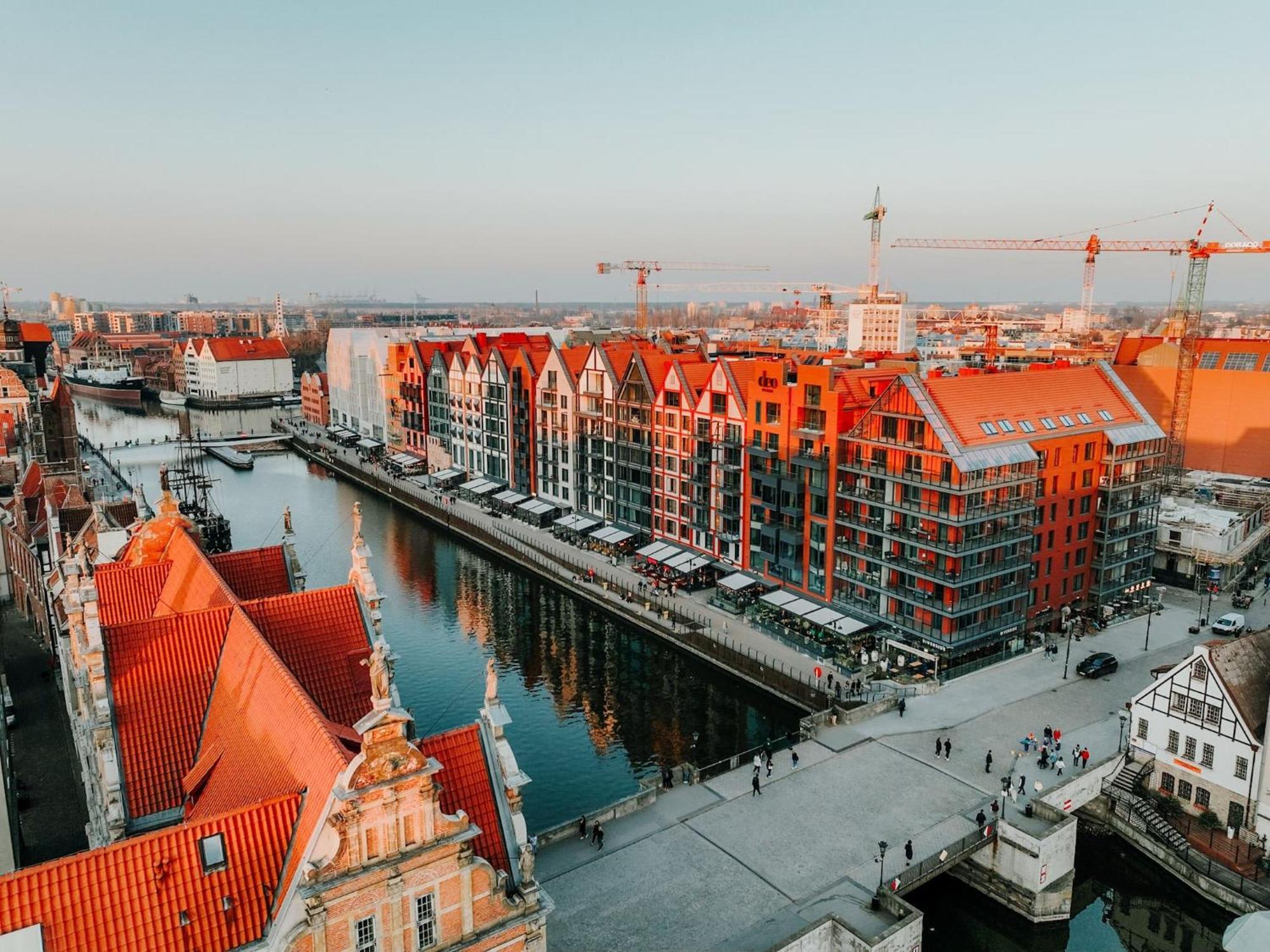 Rent Like Home X Deo Plaza - Old Town Гданск Екстериор снимка